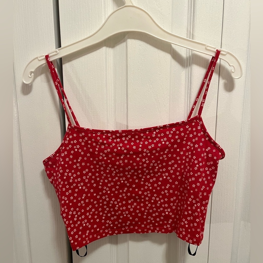 Forever 21 Red & White Floral Crop Top